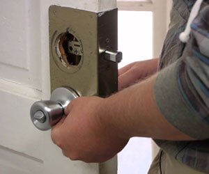 Capitol Locksmith Service Sumner, WA 253-733-5808